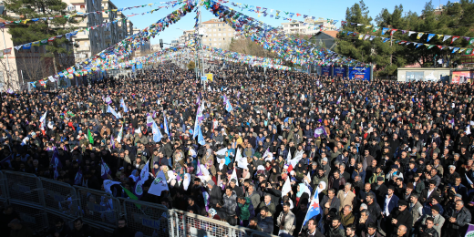 Amed’te tecride karşı tek ses ve tek yürek olan yüzbinlere teşekkür