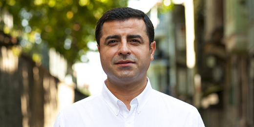 Demirtaş: Savaş politikalarına karşı barışı isteyen herkesi HDPnin 6-7 Ağustos mitinglerine katılmaya çağırıyorum