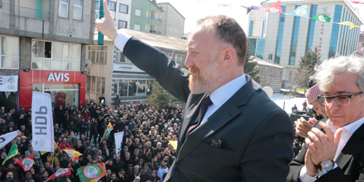 Temelliden Erdoğana: Utanmasa kafatasımızı ölçecek