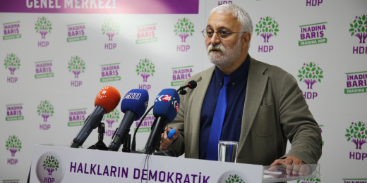 Saruhan Oluç:  Her türlü demokratikleşme adımını tartışmaya açığız
