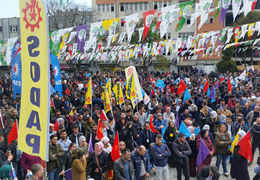Kemalbay: Dört bir yanda faşizmin borazanın çalanlar Diyarbakır’da barış fedaisi