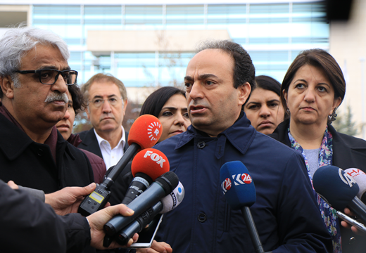 Baydemir: Referandumun gayrı meşruluğunda Anayasa Mahkemesinin rolü var