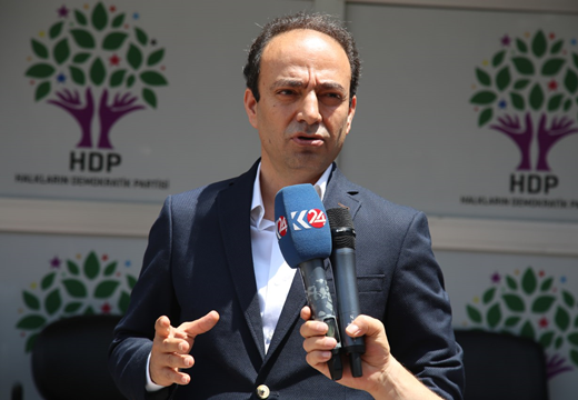 Baydemir: Türkiyeye OHAL, HDPye sıkıyönetim uygulanıyor