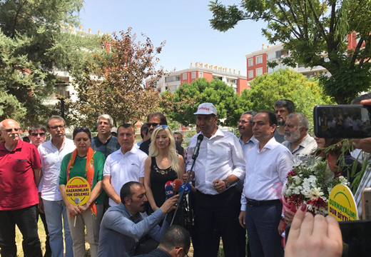 CHP Heyetinden Vicdan ve Adalet Nöbetine ziyaret