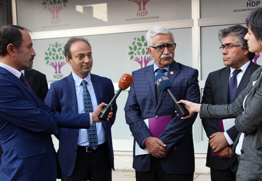 Baydemir: Güneydeki kardeşlerimizin iradesi başımız üstüne