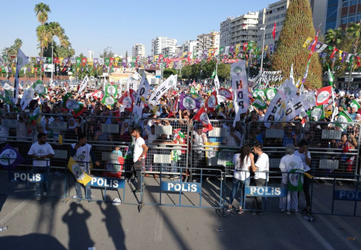 Kemalbay: Bir halk kendi kendini yönetmek istiyor, sana ne?