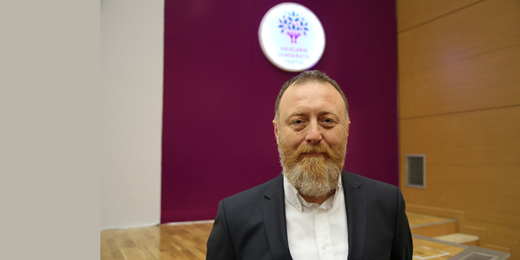 Asgari ücret insanca yaşamaya yetecek bir ücret olmalıdır