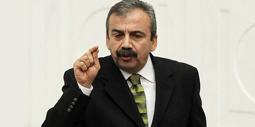Önder: Ana muhalefet partisi kendisinin başına geleceğini acı bir şekilde tecrübe etti