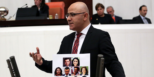 Özsoy: Bütün siyasetini bir ilçeyi kuşatmaya bağlamış devlet politikası