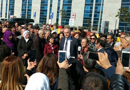 İsveç Sol Parti Başkanı Jonas Sjösted: Tanık olduğumuz, bağımsız bir yargı değil
