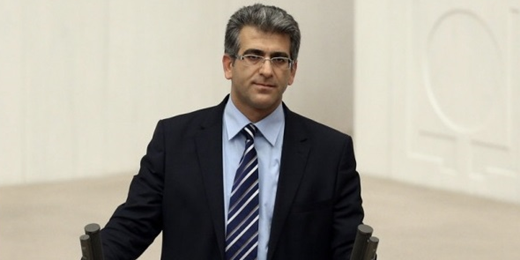 Geveriden kadın katliamlarına ilişkin 3 bakana 138 önerge
