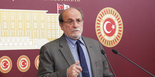 Ertuğrul Kürkçü: Medya artık bir bilgi kaynağı değil, bir genel lağımdır!