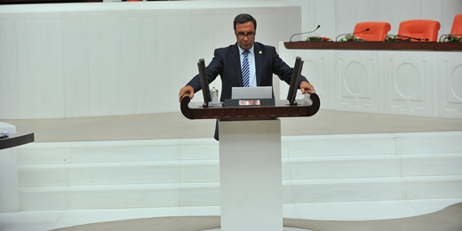 Mehmet Emin Adıyaman: AKP sürekli oy kaybediyor, ittifak işe yaramıyor