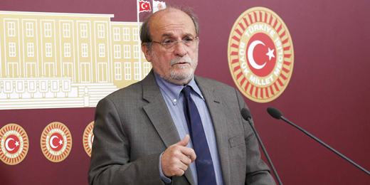 Ertuğrul Kürkçü: Basının durumunun her gün daha kötüye gittiği bir ülkenin demokratik uluslararası toplumda yeri olabilir mi?