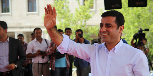 Meral Danış Beştaş: Demirtaş’ı alanlarda görmeye cesaretiniz varsa serbest bırakın