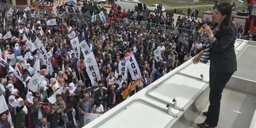 Pervin Buldan: Mahmur’a da Kandil’e de gitmenize Türkiye halkları onay vermiyor