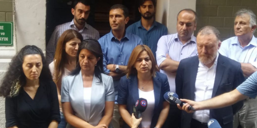 Buldan: Barışa duyulan ihtiyaçtan kaynaklı olarak Sayın Öcalan üzerindeki tecrit derhal kaldırılmalıdır