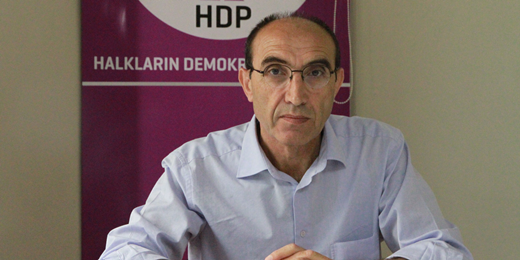 İstihdam azalıyor, işsizlik artıyor