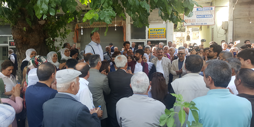 Temelli: Kayyumları suç makinesi; belediyenin bütün mal varlıklarını satıp kentleri talan etmişler