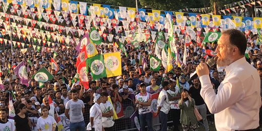 Temelli: Kurduğu kabinede Bahçeli, Çiller, Ağar olacak; makam arabası olarak Beyaz Toros verir artık