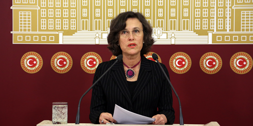  Kerestecioğlu: "Tek devlet", "tek millet", "tek yargı"dan sonra şimdi de "tek medya"