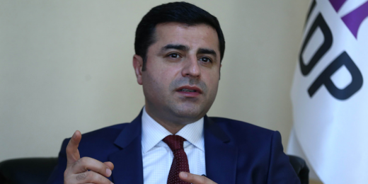 Axaftina kurdî ya Demirtaş