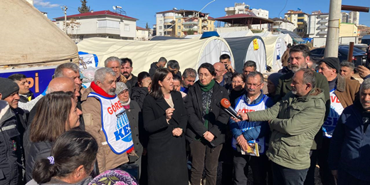 Buldan yardım konvoyumuzla Pazarcıkta yardım dağıttı: Cumhurbaşkanı istifa etsin