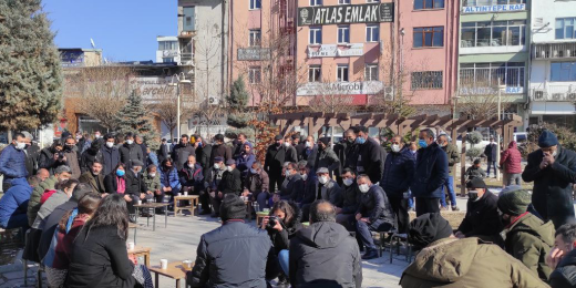 İş ve Aş Buluşmalarımız Vanda: Herkesin sorunu ortak; ödenemeyen borçlar, yoksulluk, kapanan dükkanlar