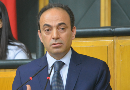 Baydemir: İşini, evladının cenazesini isteyenler açlık grevinde, Adalet Bakanı Rezayı kurtarma peşinde