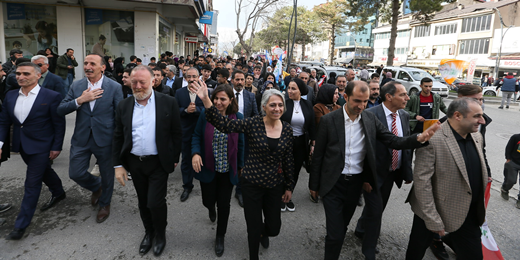 Uçar: Şenyaşar ailesine, hasta tutsaklara, mezarlıklara zulüm uygulayan bu i̇ktidarı yeneceğiz