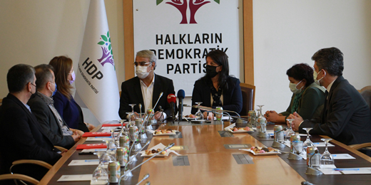 DİSKten partimize ziyaret: Asgari ücret tümüyle vergi dışında kalmalı, SGK prim desteği sağlanmalı