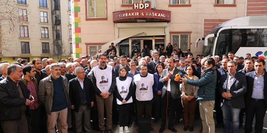 Milletvekillerimiz: Dün bizi katletmek için il binamıza baskın yaptılar!