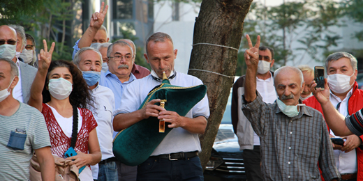 Partimize anlamlı ziyaret: Karadenizliyiz, HDP’liyiz bizi de tutuklayın