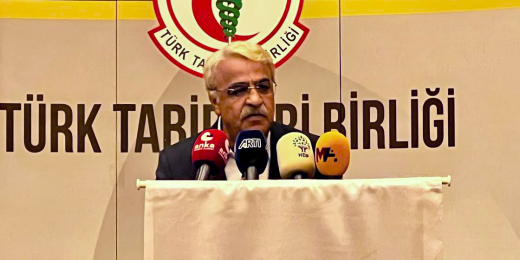 Sancar: Sağlık kar hırsına, piyasa mekanizmasına ve tekellerin hoyratlığına bırakmamalıdır