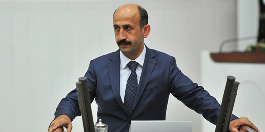 Nihat Akdoğan: Devlet ithal et verdiği 2 firmayı değil, halkı düşünmeli