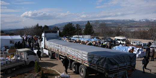 AKP-MHP government obstructs and confiscates humanitarian aid for earthquake victims