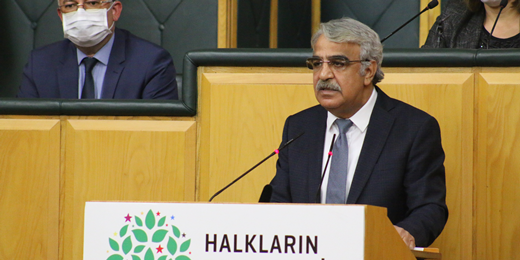 Sancar: İktidar süreklileşen darbe siyasetinin sarkacı haline gelmiştir, tek çare güçlü demokrasi