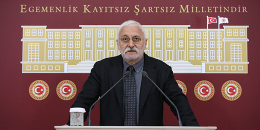 Oluç: İktidar İsveç ve Finlandiya’nın NATO üyeliğini bile Kürt düşmanlığı üzerinden tartışıyor