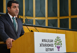 Demirtaş: Demokrasi sokaktır, direniştir! 