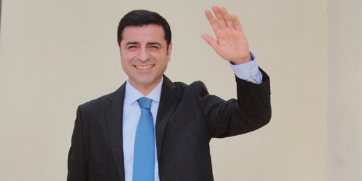 Demirtaş: Gençlerin ve kadınların cesareti engelleri aşacaktır