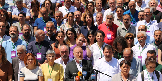 Ji partiya me li hemberî şer bangewaziya aştiyê: em amade ne berpirsyariyê bigirin ser xwe. 