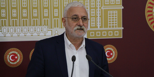 Oluç: Türkiye 3 P ülkesi oldu; Paradise, Panama ve Pandora