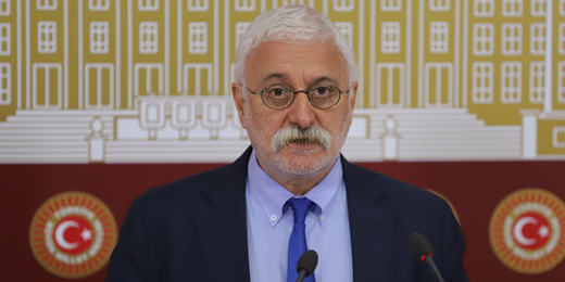 Oluç:  Ekonomi büyümüyor; iflaslar, icralar, yoksulluk, enflasyon büyüyor