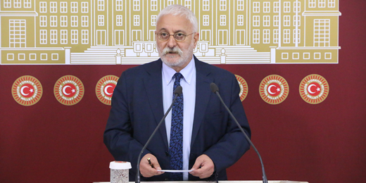 Oluç: AKP koşar adım muhalefete hazırlanıyor