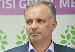 Ayhan Bilgen: Partimize saldıranlardan gözaltına alınan oldu mu?