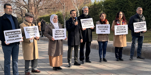 Kaçmaz: Mifteya çareseriyê li Îmraliyê ye