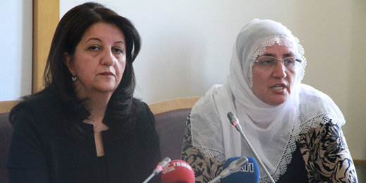Anneler Meclisten seslendi: Bize yapılanlara rağmen suçlu aramıyoruz, bir umutla çözüm bekliyoruz