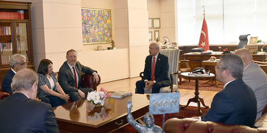 Eş Genel Başkanımız Sezai Temelli başkanlığındaki heyetimiz Kılıçdaroğlu ile görüştü