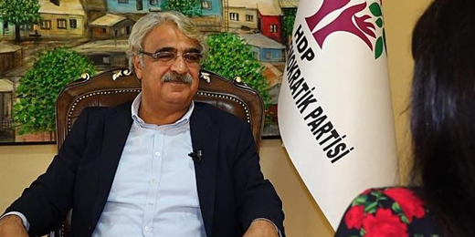 Mithat Sancar: Güvenli bölge diye kodlanan sorun aslında Türkiye’nin Kürt sorunudur