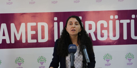 Günay: Ahlaksızca cenazeleri kaldırıma gömüyorlar; kaldırıma gömülen iktidarın vicdanı, insanlığıdır